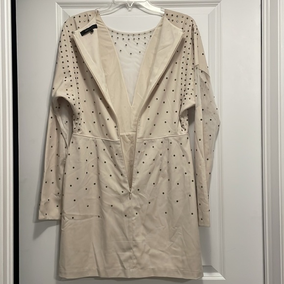 BCBGMAXAZRIA MINI DRESS - Picture 3 of 12